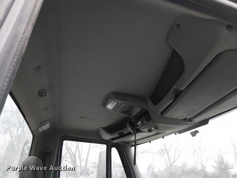 image for item FK0771 2005 International 7700 ready mix truck