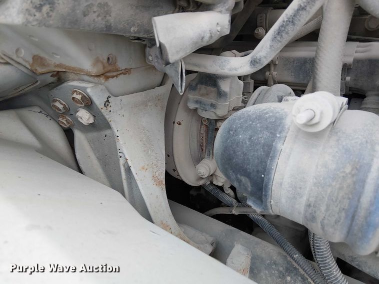 image for item FK0771 2005 International 7700 ready mix truck