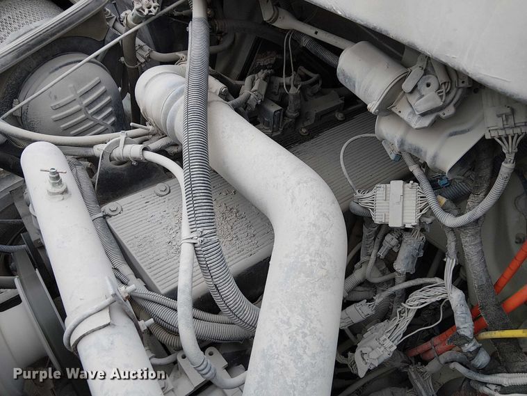 image for item FK0771 2005 International 7700 ready mix truck