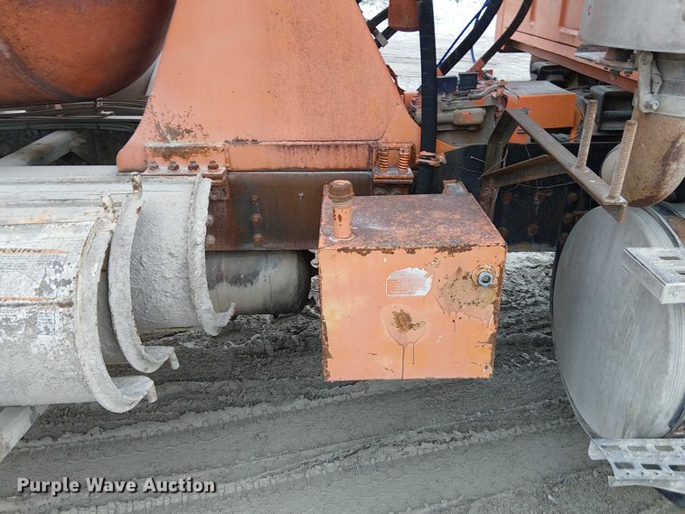 image for item FK0772 1998 Ford LT9511 ready mix truck