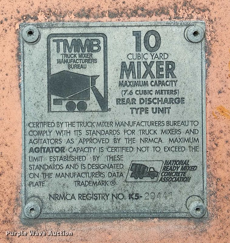 image for item FK0772 1998 Ford LT9511 ready mix truck