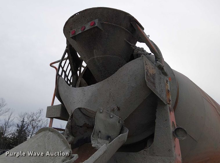 image for item FK0772 1998 Ford LT9511 ready mix truck