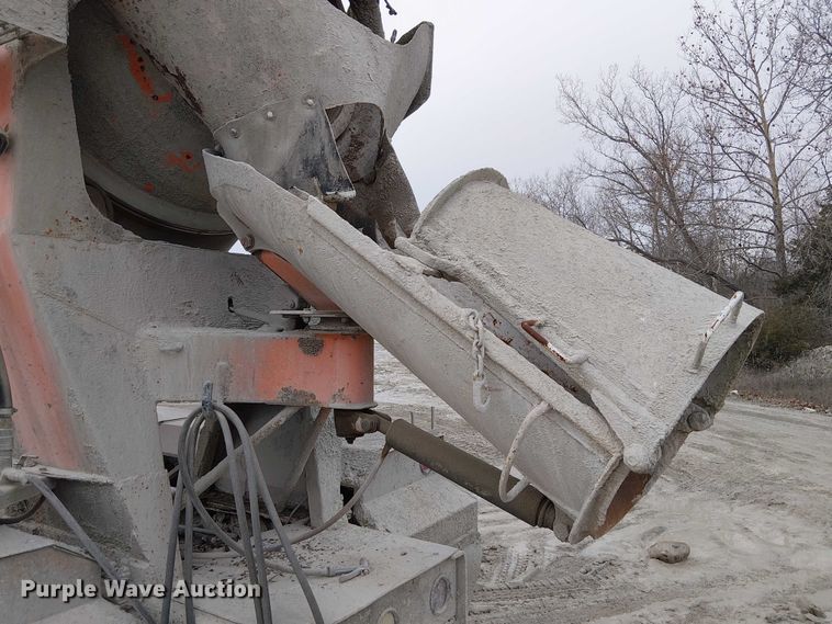 image for item FK0772 1998 Ford LT9511 ready mix truck