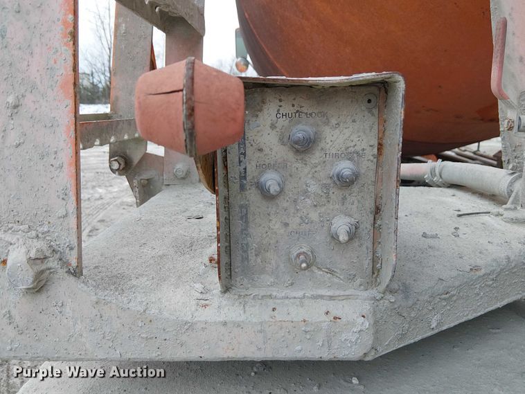 image for item FK0772 1998 Ford LT9511 ready mix truck