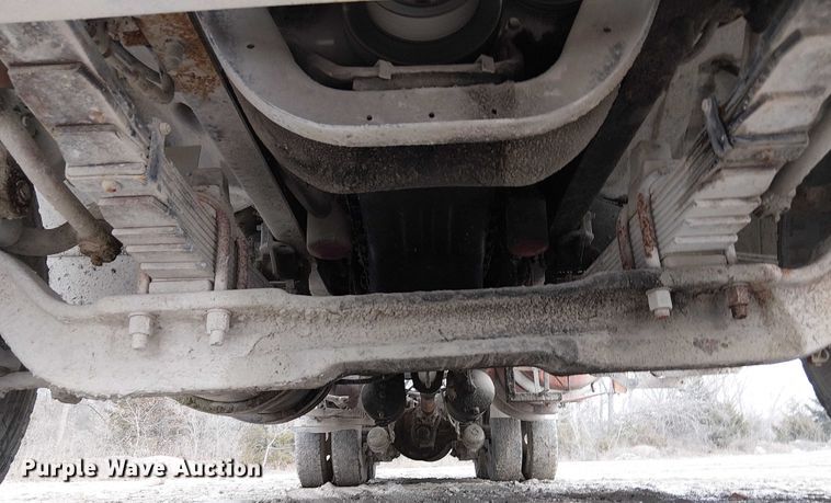 image for item FK0772 1998 Ford LT9511 ready mix truck