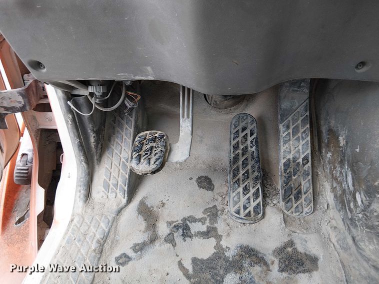 image for item FK0772 1998 Ford LT9511 ready mix truck