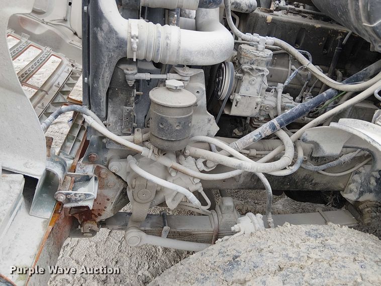 image for item FK0772 1998 Ford LT9511 ready mix truck