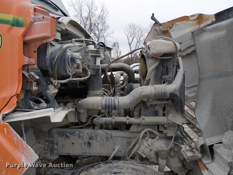 image for item FK0772 1998 Ford LT9511 ready mix truck