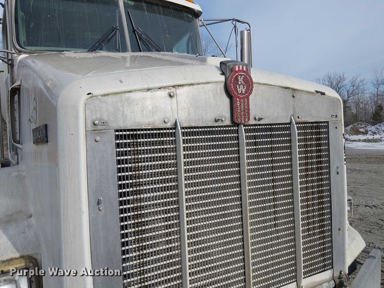 image for item FK0773 2008 Kenworth T800 ready mix truck