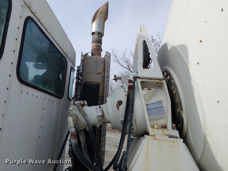 image for item FK0773 2008 Kenworth T800 ready mix truck