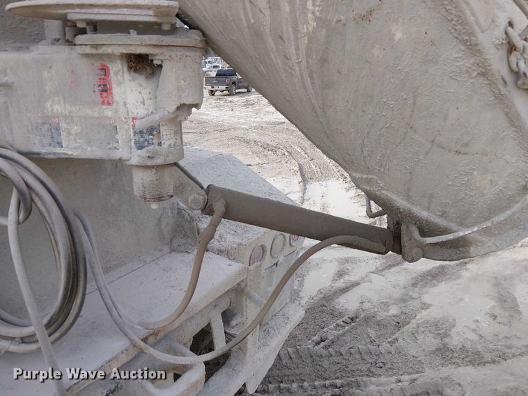 image for item FK0773 2008 Kenworth T800 ready mix truck