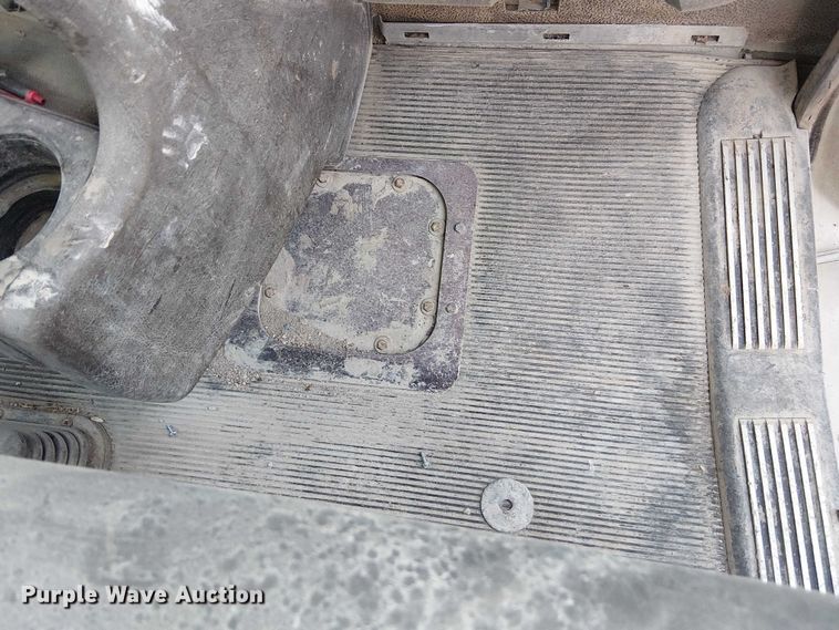 image for item FK0773 2008 Kenworth T800 ready mix truck