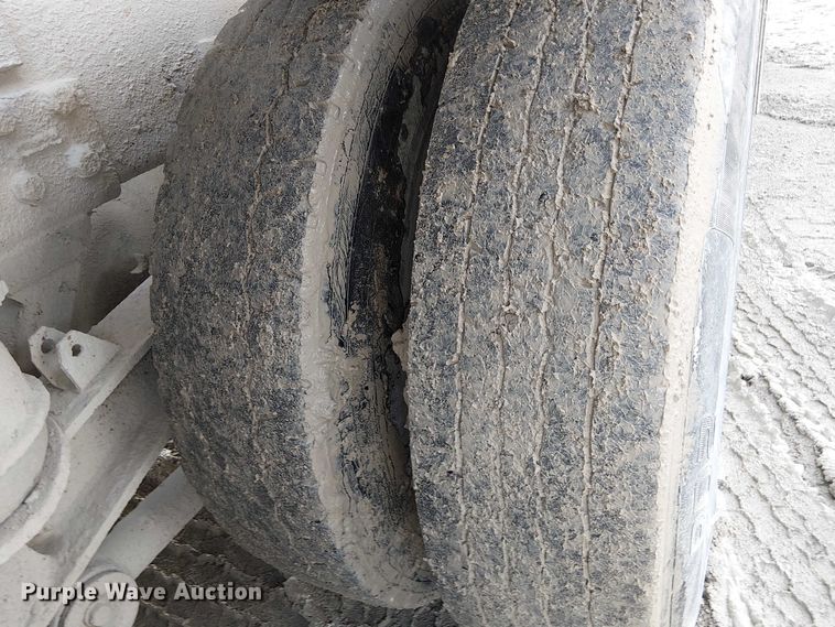 image for item FK0773 2008 Kenworth T800 ready mix truck