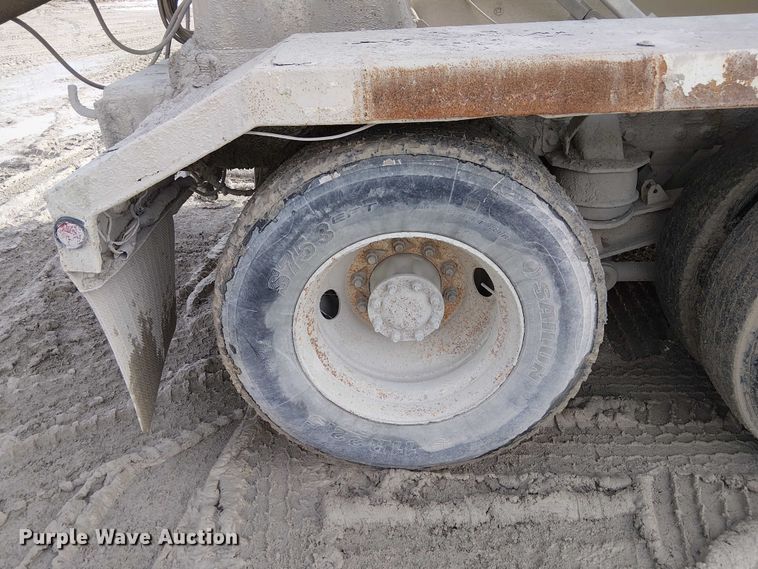 image for item FK0773 2008 Kenworth T800 ready mix truck