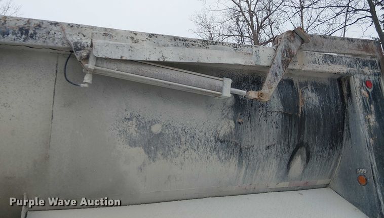 image for item FK0779 1999 Clement end dump trailer