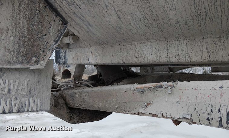 image for item FK0779 1999 Clement end dump trailer