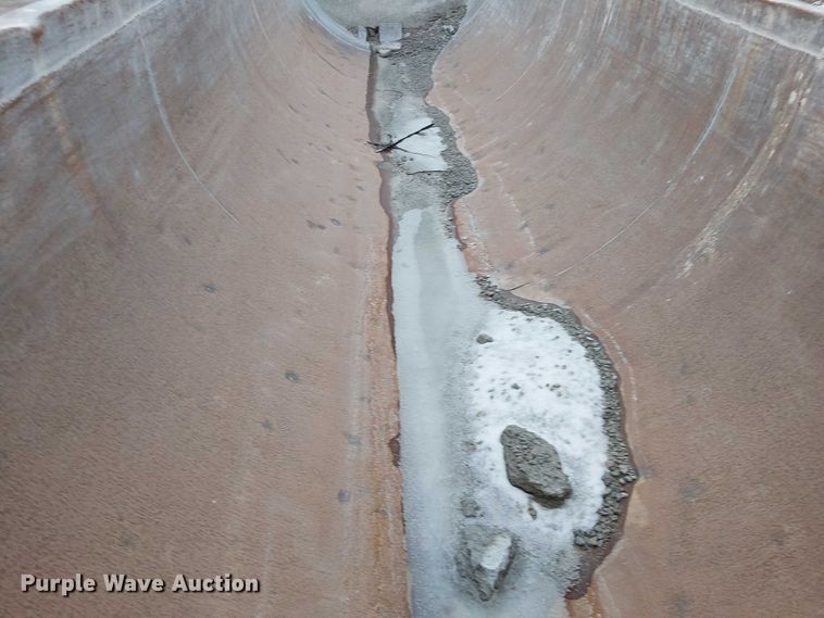 image for item FK0779 1999 Clement end dump trailer