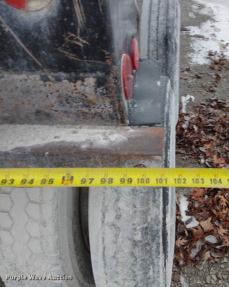 image for item FK0779 1999 Clement end dump trailer