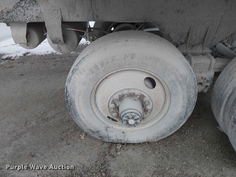 image for item FK0779 1999 Clement end dump trailer