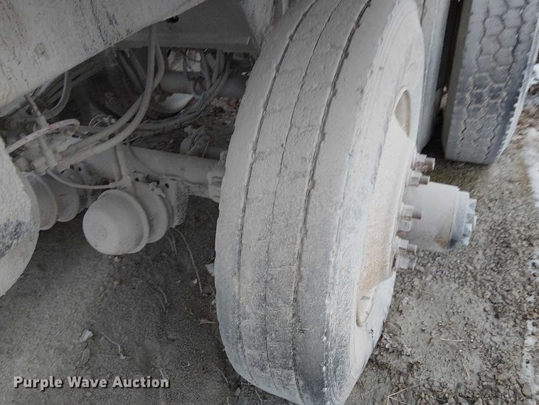 image for item FK0779 1999 Clement end dump trailer