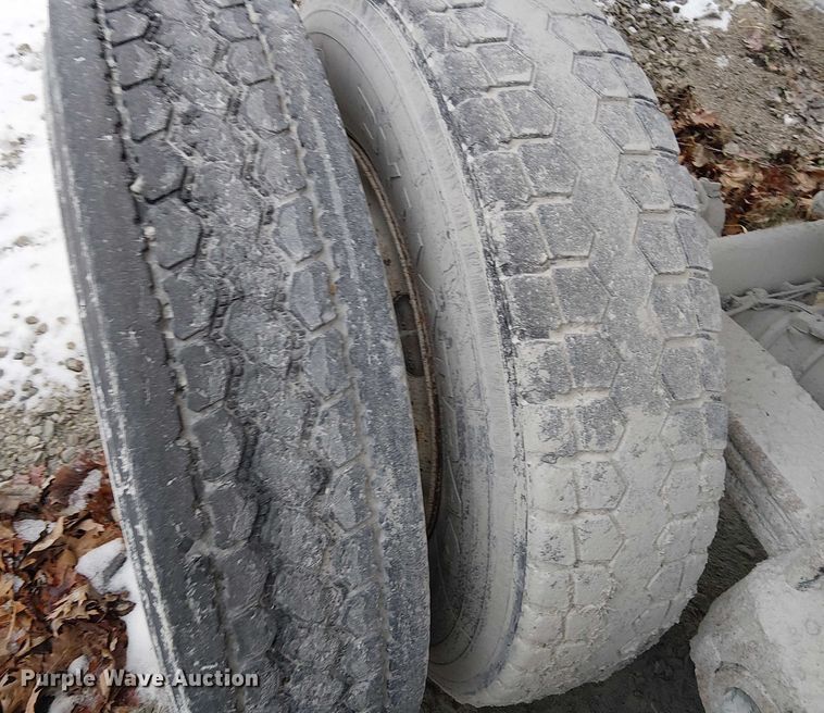 image for item FK0779 1999 Clement end dump trailer