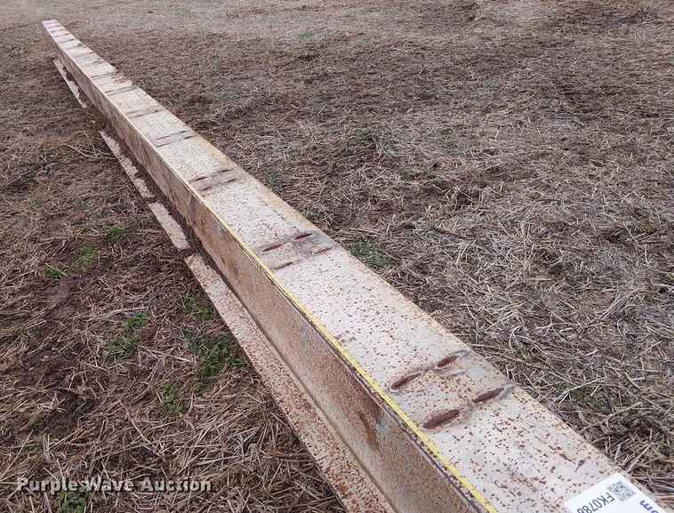 image for item FK0788 (2) I-beams