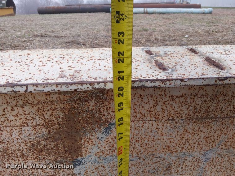 image for item FK0788 (2) I-beams