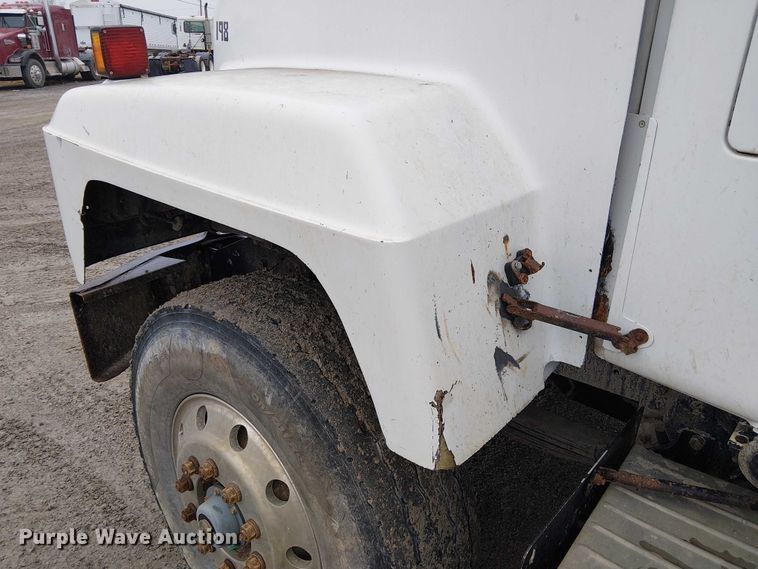 image for item FK0798 1999 Mack RD688S dump truck