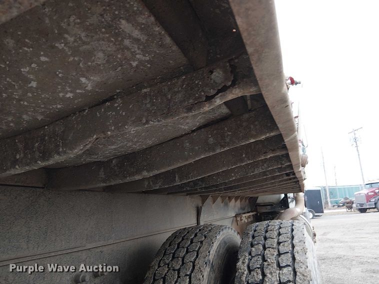 image for item FK0798 1999 Mack RD688S dump truck