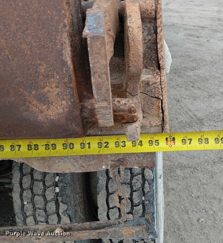 image for item FK0798 1999 Mack RD688S dump truck