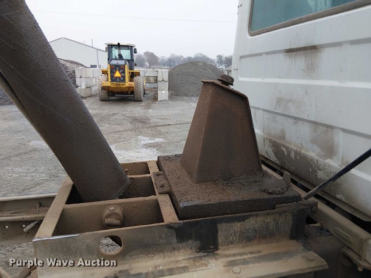 image for item FK0798 1999 Mack RD688S dump truck