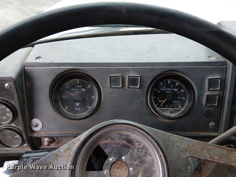 image for item FK0798 1999 Mack RD688S dump truck