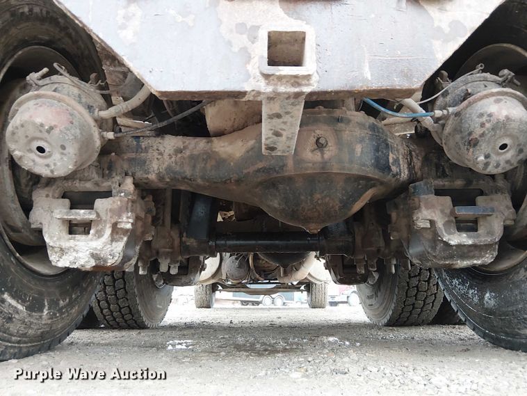 image for item FK0798 1999 Mack RD688S dump truck