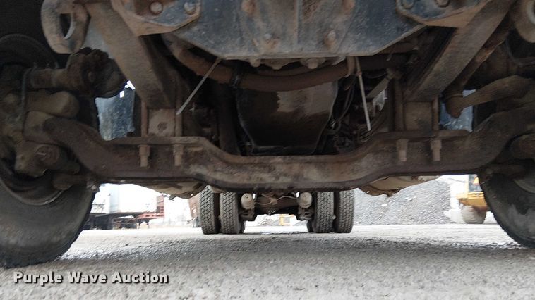 image for item FK0798 1999 Mack RD688S dump truck