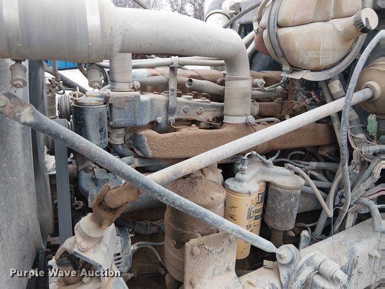 image for item FK0798 1999 Mack RD688S dump truck