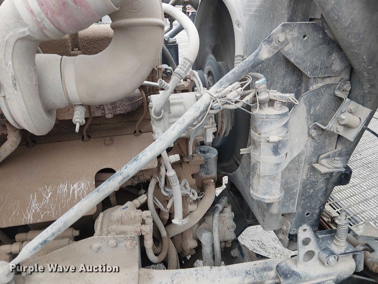 image for item FK0798 1999 Mack RD688S dump truck