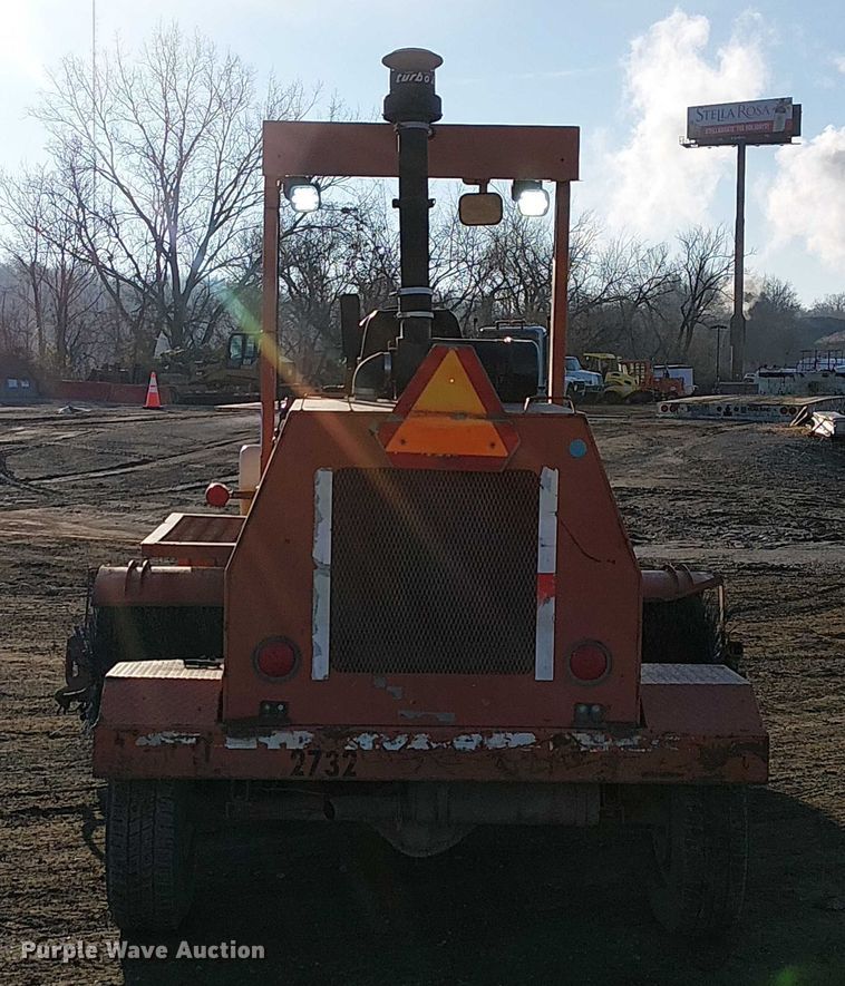 image for item FK0829 2006 Broce RJ 350 broom