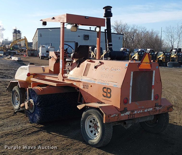 image for item FK0829 2006 Broce RJ 350 broom