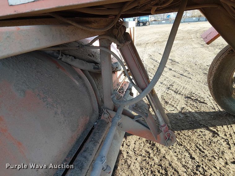 image for item FK0829 2006 Broce RJ 350 broom