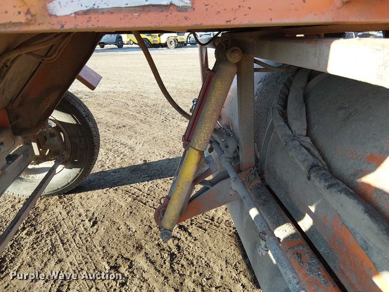 image for item FK0829 2006 Broce RJ 350 broom