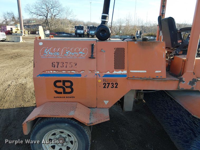 image for item FK0829 2006 Broce RJ 350 broom