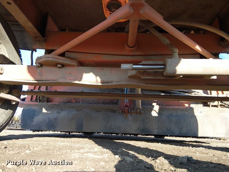 image for item FK0829 2006 Broce RJ 350 broom