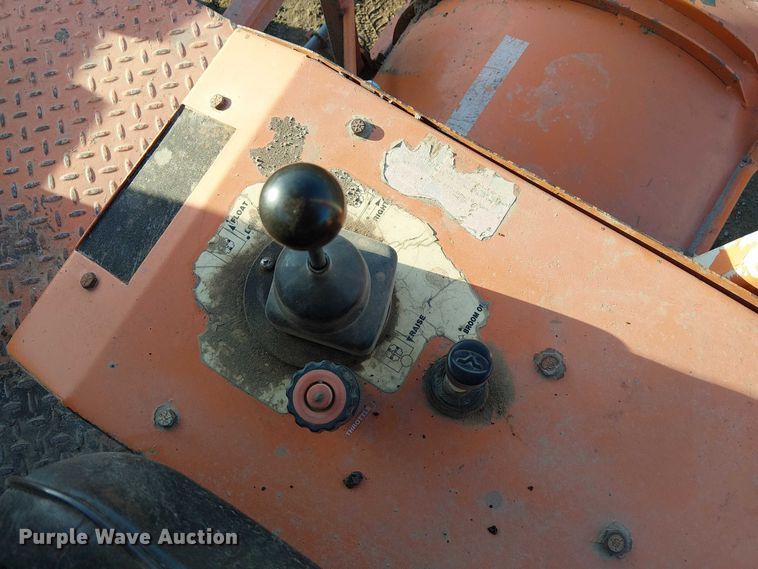 image for item FK0829 2006 Broce RJ 350 broom