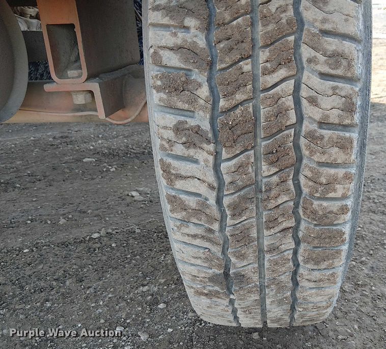 image for item FK0829 2006 Broce RJ 350 broom