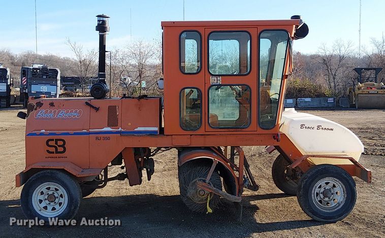 image for item FK0830 2006 Broce RJ 350 broom