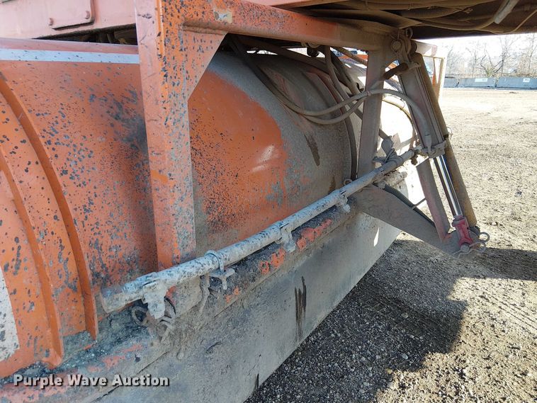 image for item FK0830 2006 Broce RJ 350 broom