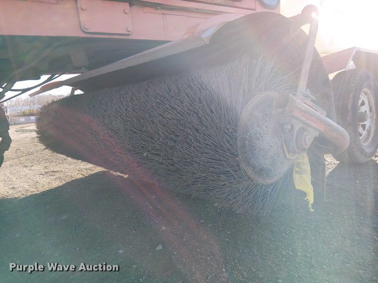 image for item FK0830 2006 Broce RJ 350 broom