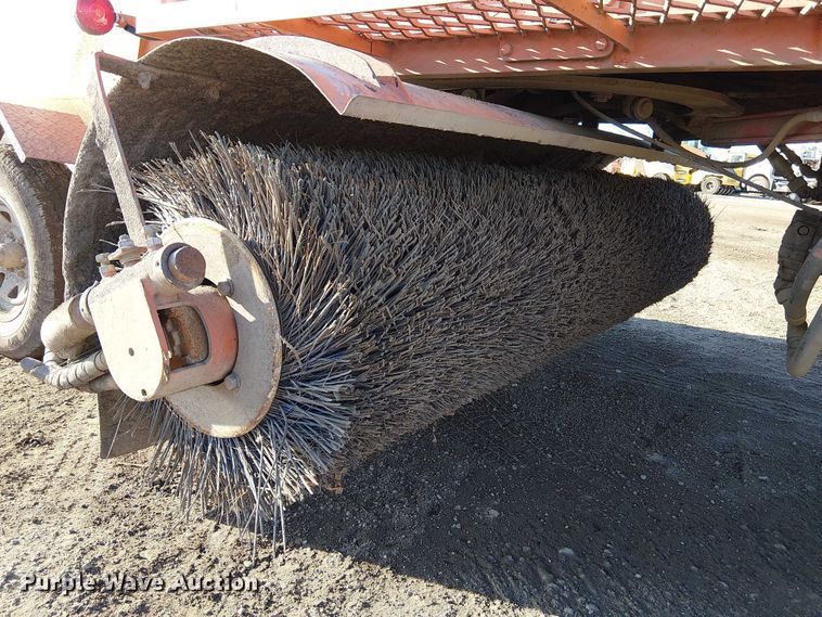 image for item FK0830 2006 Broce RJ 350 broom