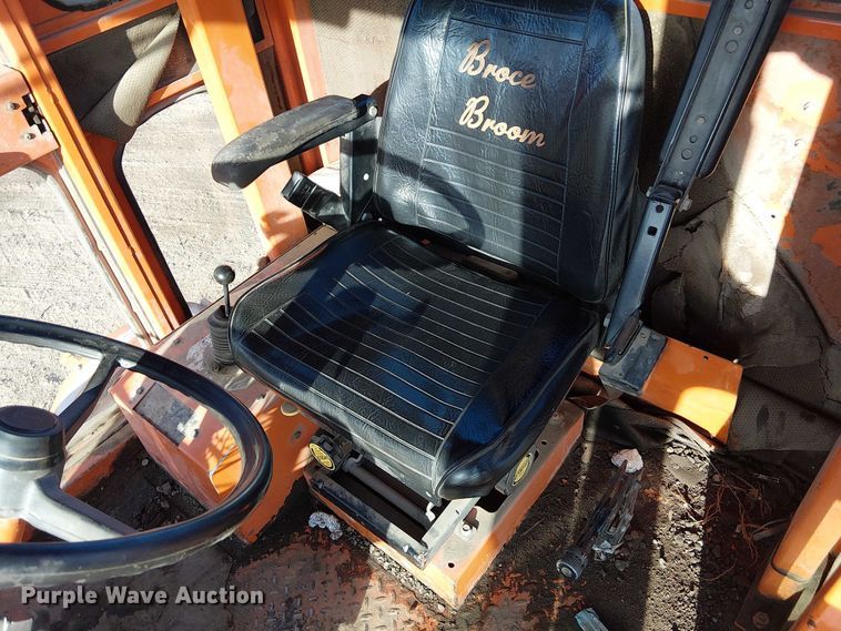 image for item FK0830 2006 Broce RJ 350 broom