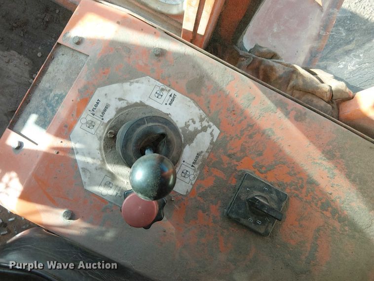 image for item FK0830 2006 Broce RJ 350 broom